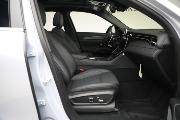 New 2023 Maserati Grecale GT for sale $70,197 at Alfa Romeo of Westport in Westport CT 06880 18