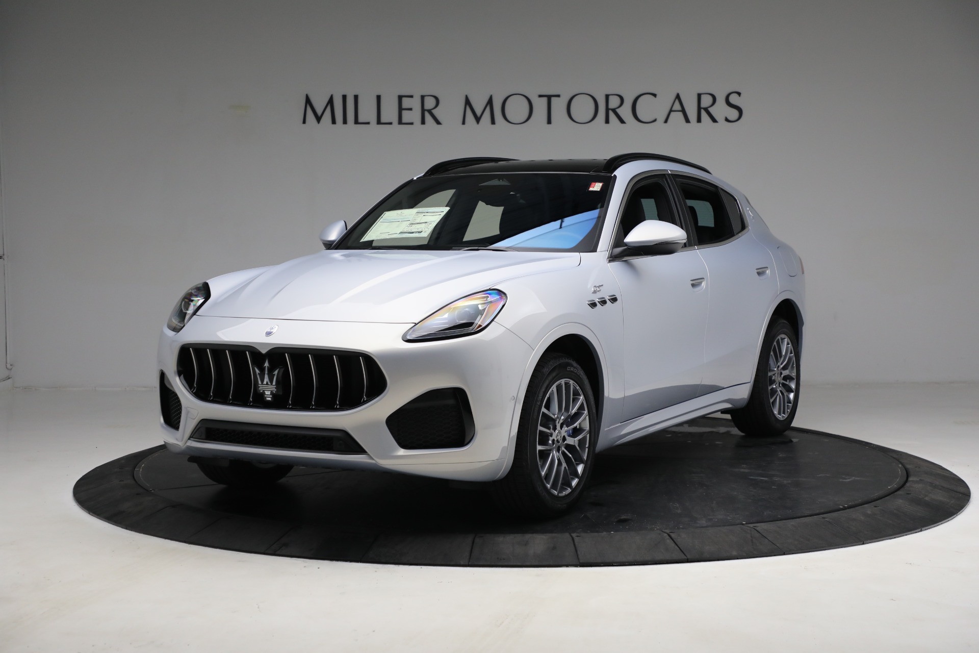 New 2023 Maserati Grecale GT for sale $70,197 at Alfa Romeo of Westport in Westport CT 06880 1
