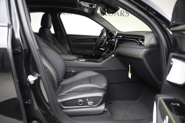 New 2023 Maserati Grecale Modena for sale $86,457 at Alfa Romeo of Westport in Westport CT 06880 14