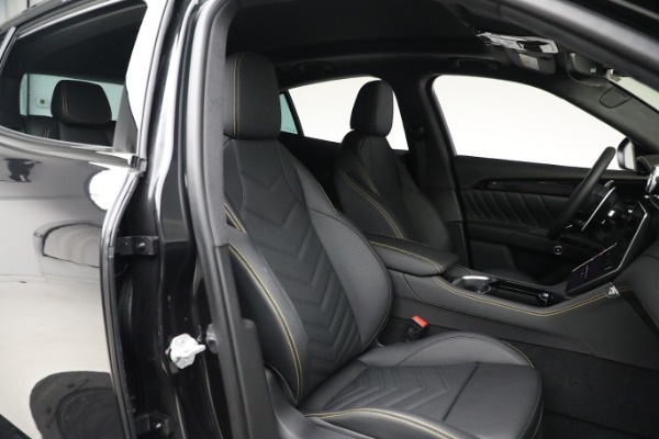 New 2023 Maserati Grecale Modena for sale $86,457 at Alfa Romeo of Westport in Westport CT 06880 17