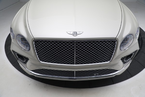 Used 2022 Bentley Bentayga V8 for sale $205,900 at Alfa Romeo of Westport in Westport CT 06880 15