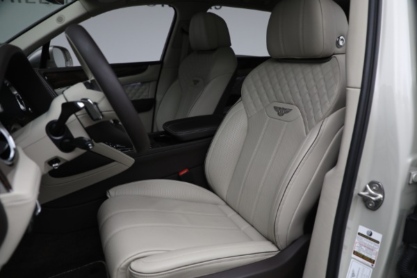 Used 2022 Bentley Bentayga V8 for sale $205,900 at Alfa Romeo of Westport in Westport CT 06880 21
