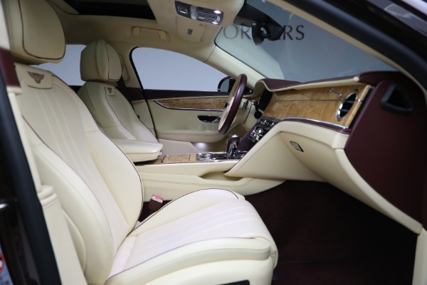 Used 2020 Bentley Flying Spur W12 for sale $199,900 at Alfa Romeo of Westport in Westport CT 06880 27