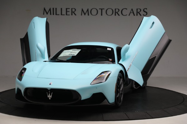 New 2023 Maserati MC20 for sale $325,895 at Alfa Romeo of Westport in Westport CT 06880 24