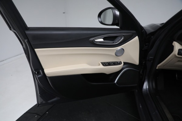 New 2023 Alfa Romeo Giulia Ti Lusso for sale $50,370 at Alfa Romeo of Westport in Westport CT 06880 22