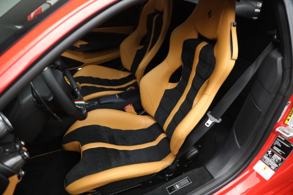 Used 2022 Ferrari F8 Tributo for sale $424,900 at Alfa Romeo of Westport in Westport CT 06880 15