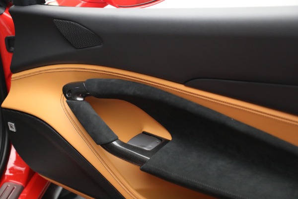 Used 2022 Ferrari F8 Tributo for sale $424,900 at Alfa Romeo of Westport in Westport CT 06880 21