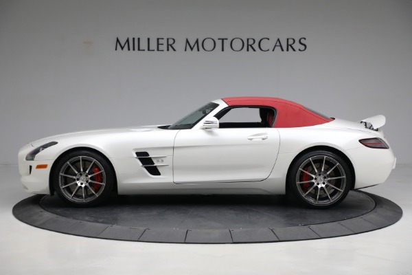 Used 2012 Mercedes-Benz SLS AMG for sale $149,900 at Alfa Romeo of Westport in Westport CT 06880 13