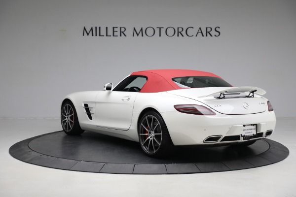 Used 2012 Mercedes-Benz SLS AMG for sale $149,900 at Alfa Romeo of Westport in Westport CT 06880 14