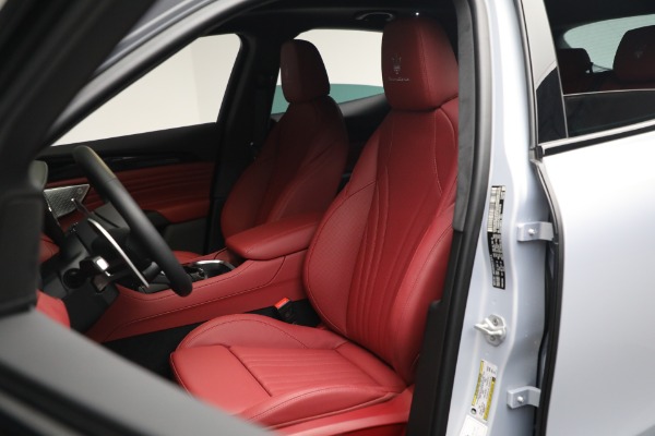 New 2023 Maserati Grecale Modena for sale $90,197 at Alfa Romeo of Westport in Westport CT 06880 13