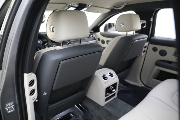 Used 2022 Rolls-Royce Ghost for sale $365,900 at Alfa Romeo of Westport in Westport CT 06880 17