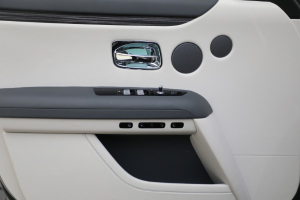 Used 2022 Rolls-Royce Ghost for sale $365,900 at Alfa Romeo of Westport in Westport CT 06880 20