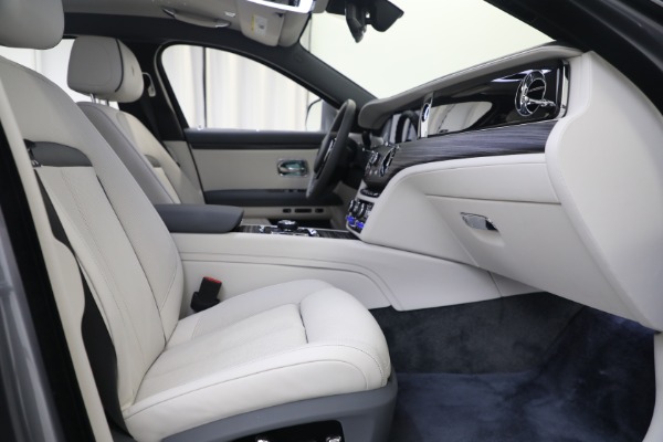 Used 2022 Rolls-Royce Ghost for sale $365,900 at Alfa Romeo of Westport in Westport CT 06880 22