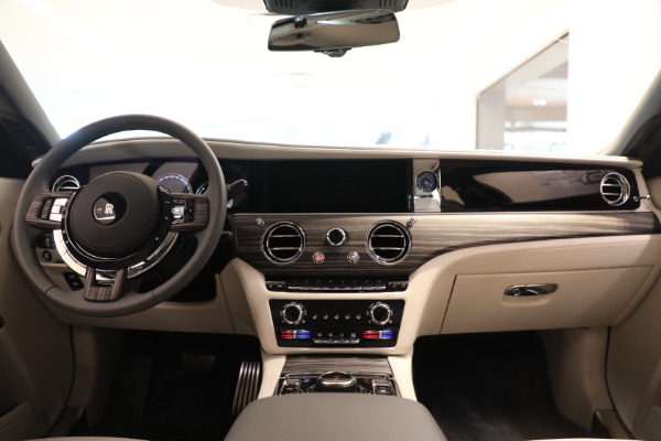 Used 2022 Rolls-Royce Ghost for sale $365,900 at Alfa Romeo of Westport in Westport CT 06880 4