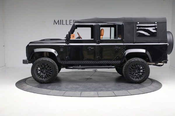 Used 1993 Land Rover Defender 110 for sale $195,900 at Alfa Romeo of Westport in Westport CT 06880 3