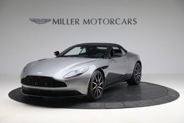 Used 2019 Aston Martin DB11 Volante for sale $139,900 at Alfa Romeo of Westport in Westport CT 06880 13
