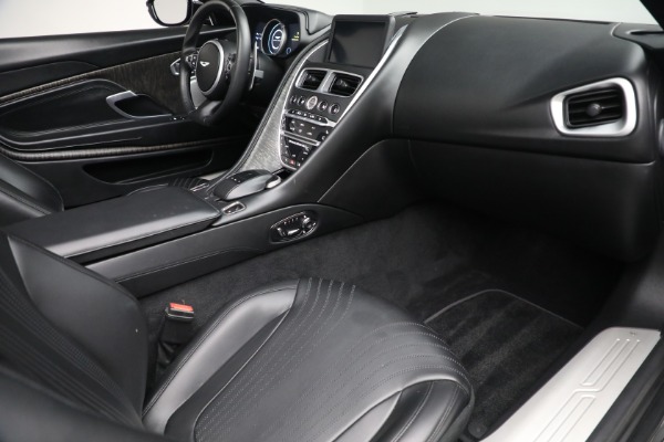 Used 2019 Aston Martin DB11 Volante for sale $139,900 at Alfa Romeo of Westport in Westport CT 06880 25