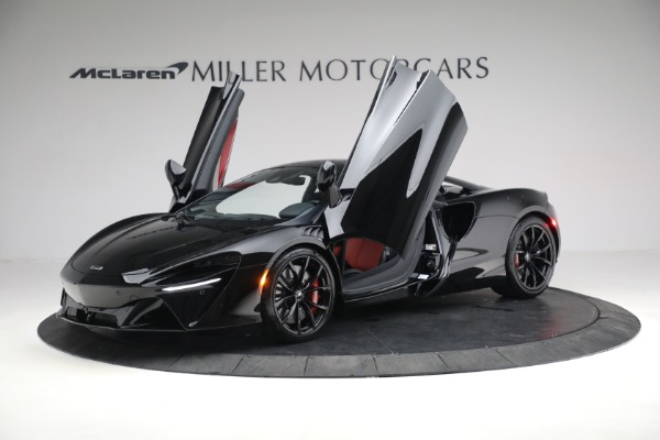 New 2023 McLaren Artura TechLux for sale $274,210 at Alfa Romeo of Westport in Westport CT 06880 13