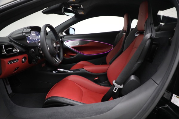 New 2023 McLaren Artura TechLux for sale $274,210 at Alfa Romeo of Westport in Westport CT 06880 18