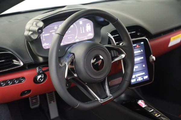 New 2023 McLaren Artura TechLux for sale $274,210 at Alfa Romeo of Westport in Westport CT 06880 23
