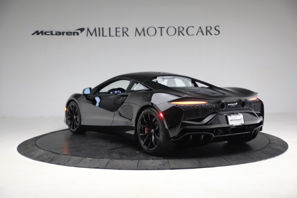 New 2023 McLaren Artura TechLux for sale $274,210 at Alfa Romeo of Westport in Westport CT 06880 5