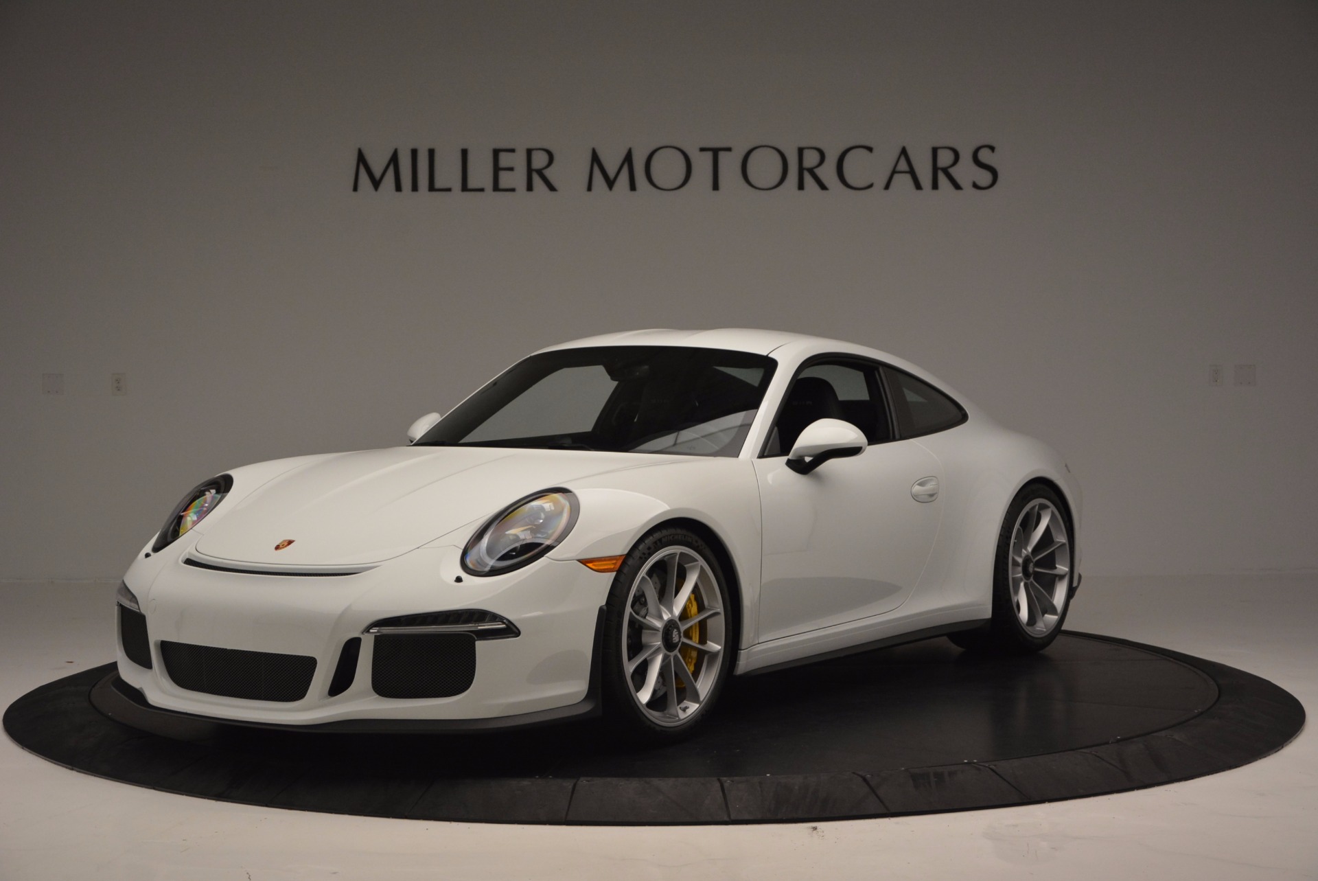 Used 2016 Porsche 911 R for sale Sold at Alfa Romeo of Westport in Westport CT 06880 1