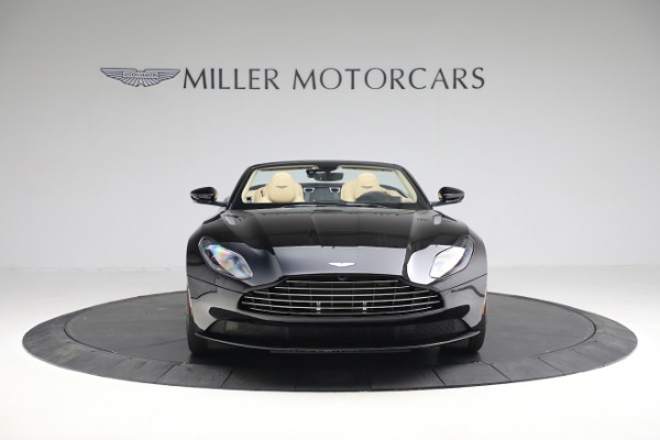 Used 2019 Aston Martin DB11 Volante for sale $139,900 at Alfa Romeo of Westport in Westport CT 06880 10