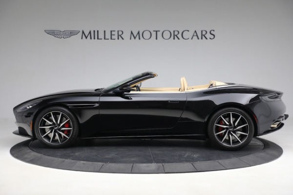 Used 2019 Aston Martin DB11 Volante for sale $139,900 at Alfa Romeo of Westport in Westport CT 06880 2