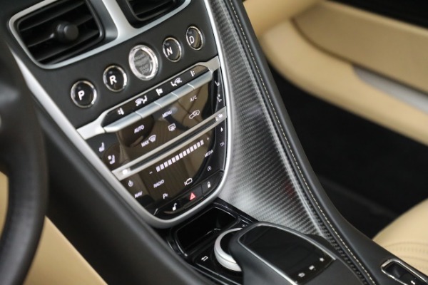 Used 2019 Aston Martin DB11 Volante for sale $139,900 at Alfa Romeo of Westport in Westport CT 06880 23