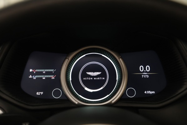 Used 2019 Aston Martin DB11 Volante for sale $139,900 at Alfa Romeo of Westport in Westport CT 06880 28