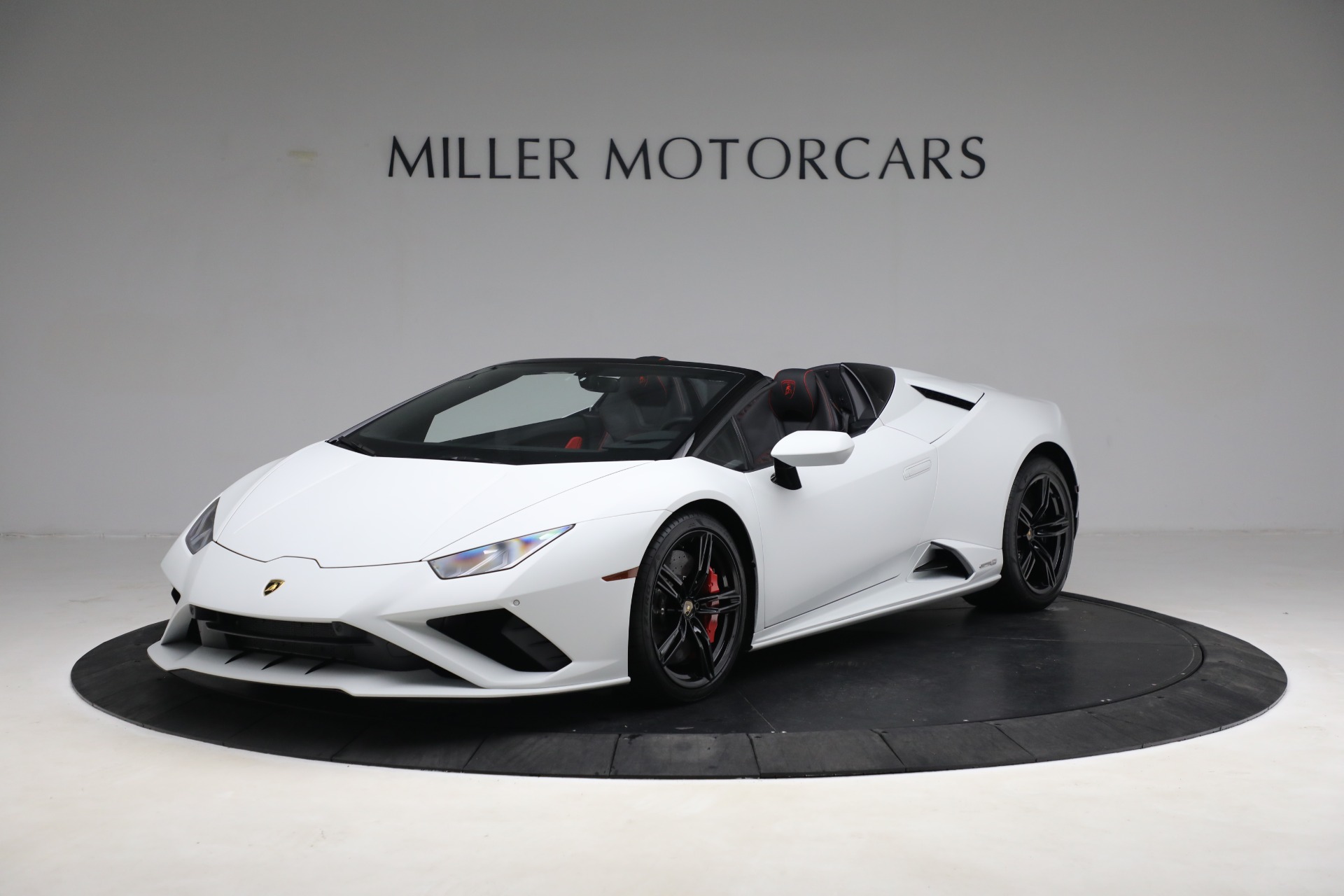 Used 2021 Lamborghini Huracan LP 610-2 EVO Spyder for sale $289,900 at Alfa Romeo of Westport in Westport CT 06880 1