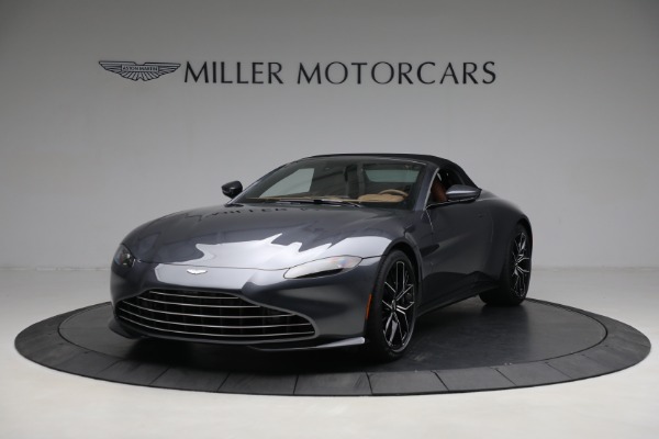 New 2023 Aston Martin Vantage V8 for sale $201,486 at Alfa Romeo of Westport in Westport CT 06880 13