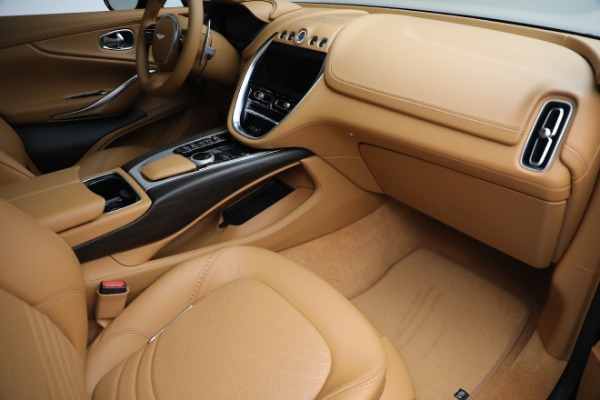 Used 2023 Aston Martin DBX for sale $119,900 at Alfa Romeo of Westport in Westport CT 06880 18