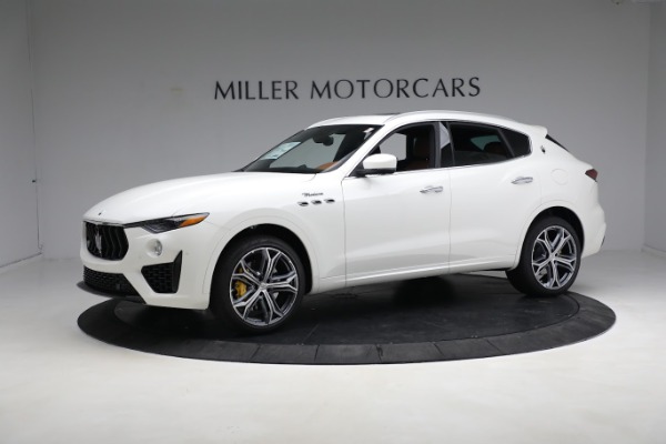 New 2023 Maserati Levante Modena for sale $110,585 at Alfa Romeo of Westport in Westport CT 06880 2