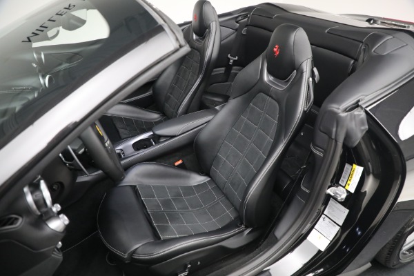 Used 2019 Ferrari Portofino for sale $226,900 at Alfa Romeo of Westport in Westport CT 06880 21