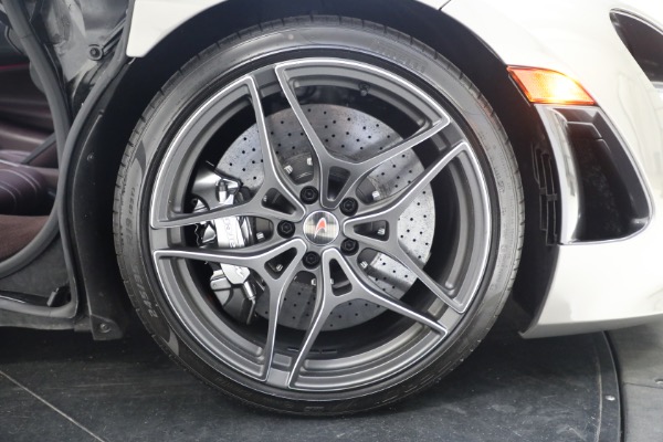 Used 2018 McLaren 720S Luxury for sale $273,900 at Alfa Romeo of Westport in Westport CT 06880 18