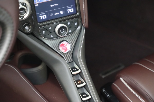 Used 2018 McLaren 720S Luxury for sale $273,900 at Alfa Romeo of Westport in Westport CT 06880 26