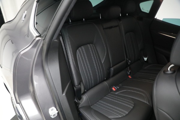 New 2023 Maserati Levante GT for sale $102,195 at Alfa Romeo of Westport in Westport CT 06880 21