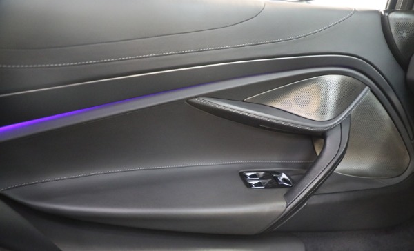 Used 2018 McLaren 720S Luxury for sale $249,900 at Alfa Romeo of Westport in Westport CT 06880 27