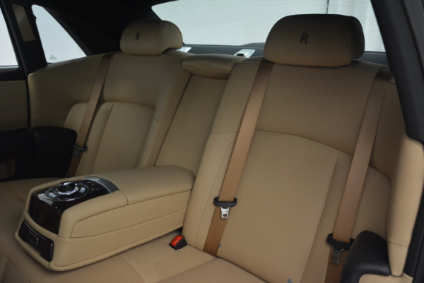 Used 2011 Rolls-Royce Ghost for sale Sold at Alfa Romeo of Westport in Westport CT 06880 22