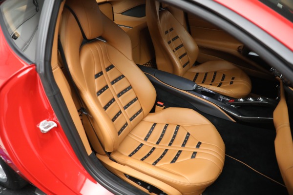 Used 2018 Ferrari 812 Superfast for sale $395,900 at Alfa Romeo of Westport in Westport CT 06880 18
