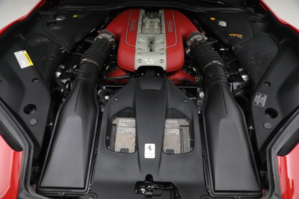 Used 2018 Ferrari 812 Superfast for sale $395,900 at Alfa Romeo of Westport in Westport CT 06880 21