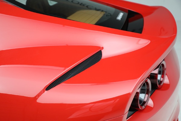 Used 2018 Ferrari 812 Superfast for sale $395,900 at Alfa Romeo of Westport in Westport CT 06880 23