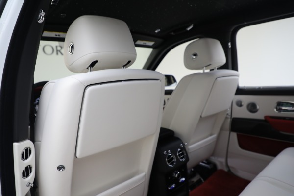 New 2023 Rolls-Royce Black Badge Cullinan for sale $481,500 at Alfa Romeo of Westport in Westport CT 06880 18