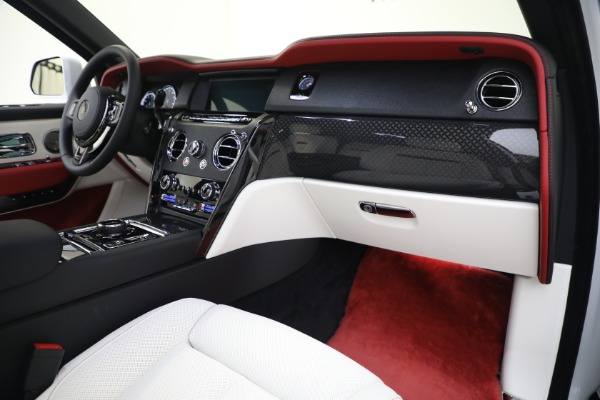 New 2023 Rolls-Royce Black Badge Cullinan for sale $481,500 at Alfa Romeo of Westport in Westport CT 06880 23