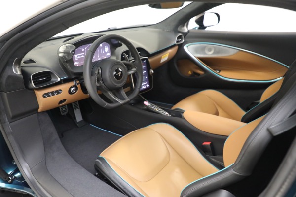 New 2023 McLaren Artura TechLux for sale $263,525 at Alfa Romeo of Westport in Westport CT 06880 22