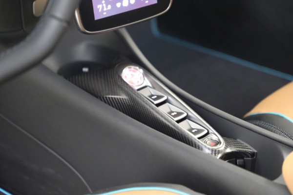 New 2023 McLaren Artura TechLux for sale $263,525 at Alfa Romeo of Westport in Westport CT 06880 28