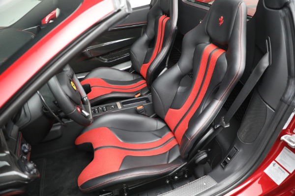 Used 2015 Ferrari 458 Speciale Aperta for sale $979,900 at Alfa Romeo of Westport in Westport CT 06880 21