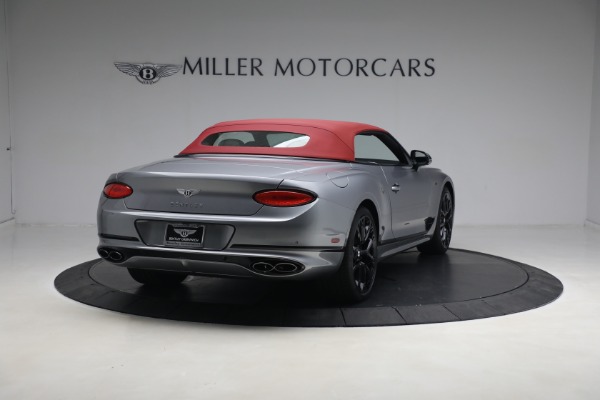 Used 2023 Bentley Continental GTC S V8 for sale Sold at Alfa Romeo of Westport in Westport CT 06880 24