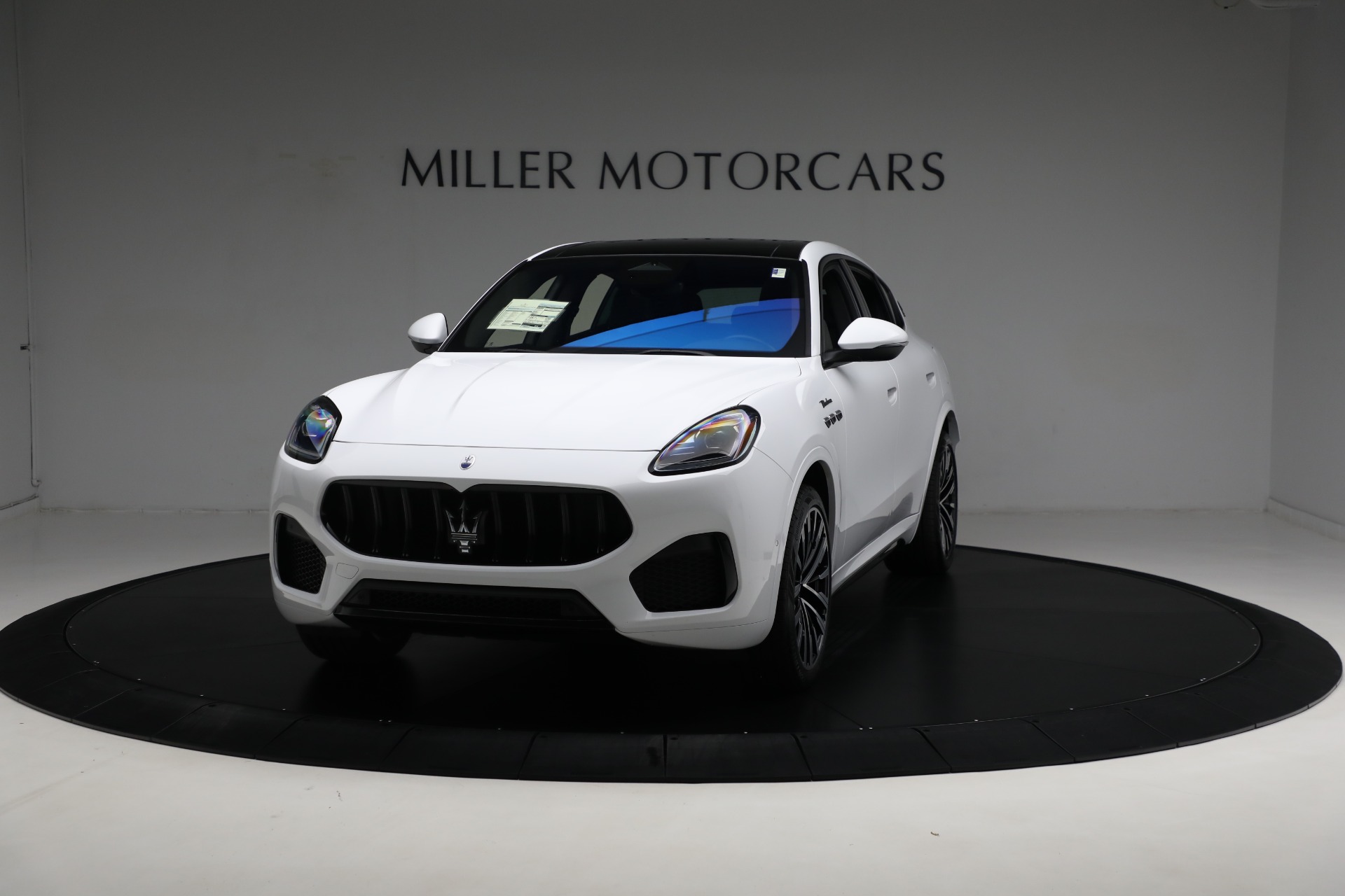 New 2023 Maserati Grecale Modena for sale $82,595 at Alfa Romeo of Westport in Westport CT 06880 1